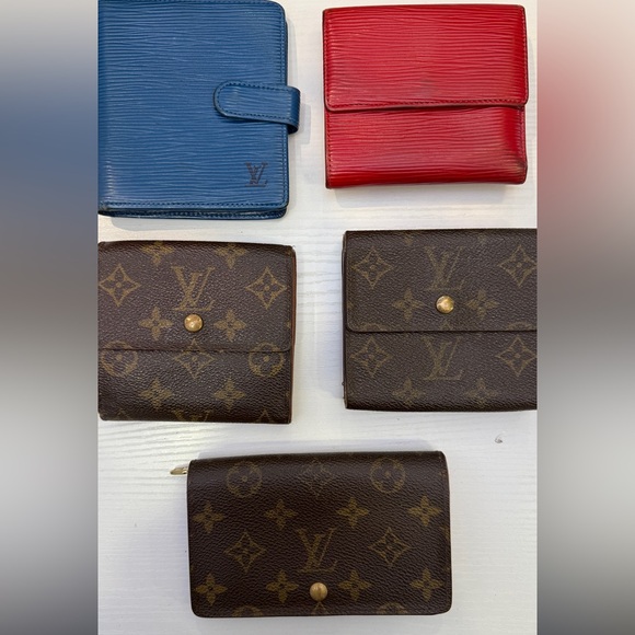 🎁SUNDAY PICK 1 KICK 1 NIGHT DO NOT MISS! LV GUCCI DIOR BURBERRY AND MORE...🤩 - Picture 2 of 4